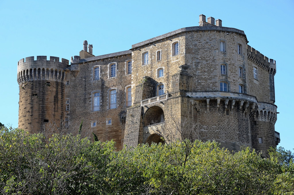chateau drome village médiéval visite
