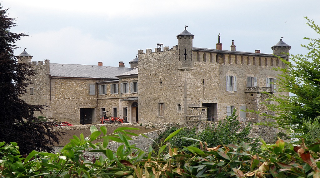 chateau drôme visite excursion architecture