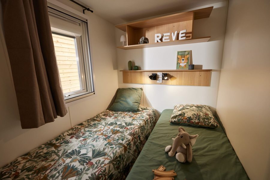 Camping Porte De Provence : Chambre 2 Lits Mobil Home 3chambres