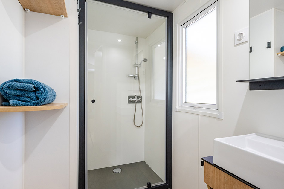 Sanitaires 13 1715x785