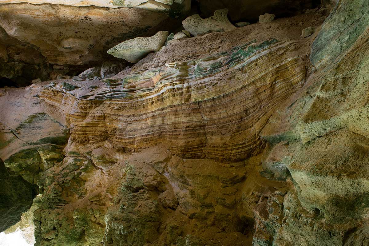 Location and History of the Cave Location and History of the Cave