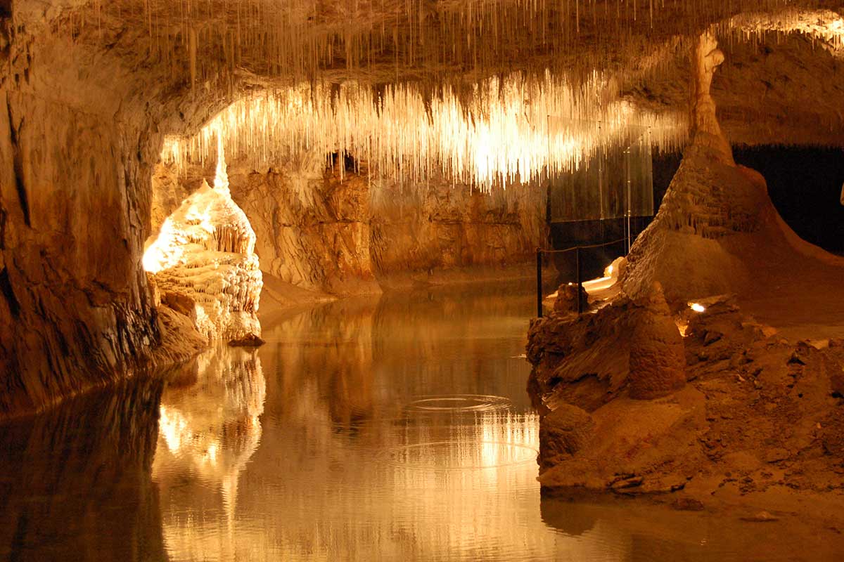 Visit Choranche Cave Visit Choranche Cave